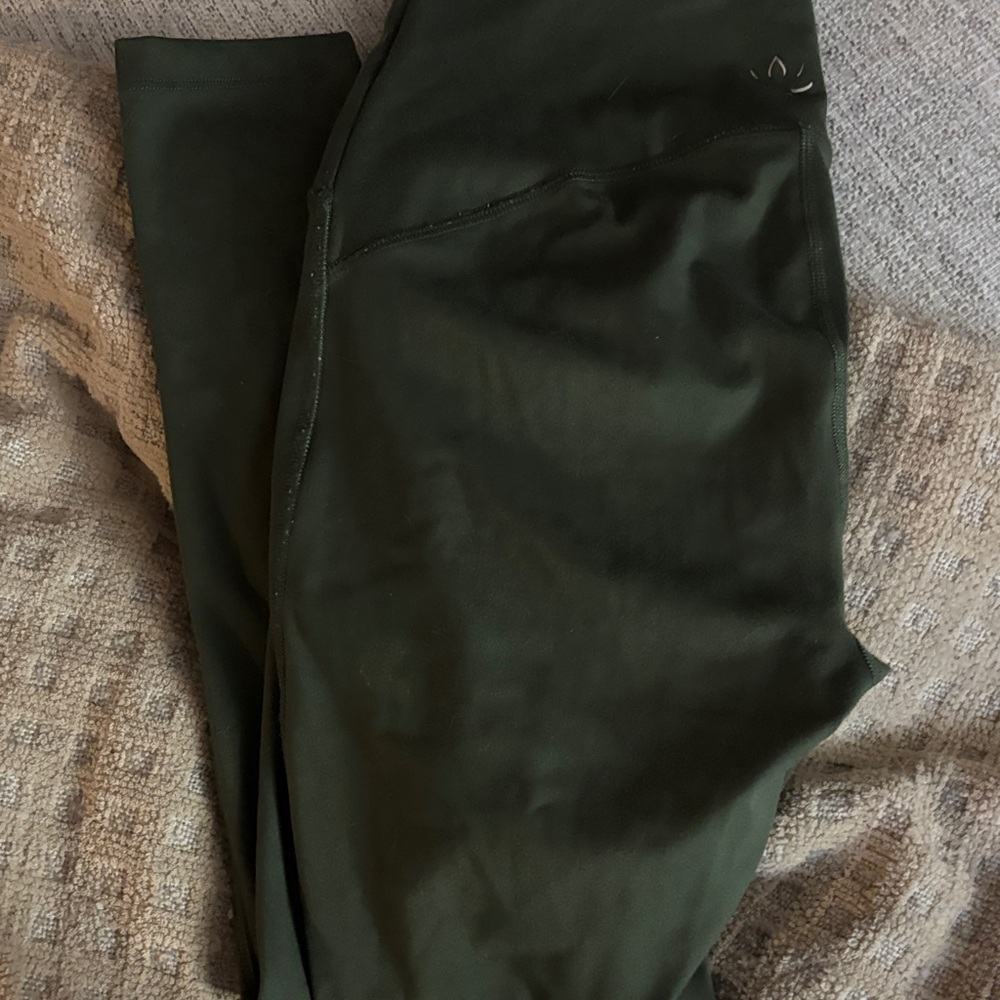 Beyond Yoga Green leggings